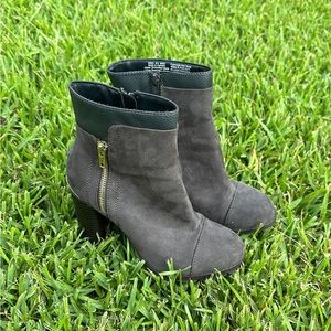 Juicy Couture boots